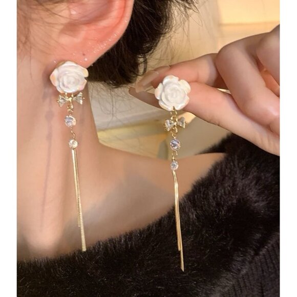 Tassel Camellia Earrings - Picture 1 of 5